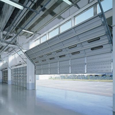 株式会社リヴァストーン