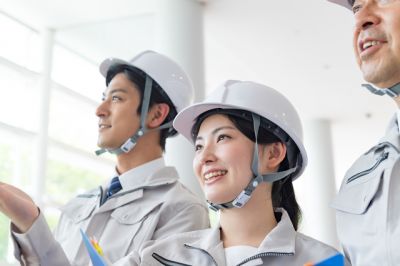 株式会社リヴァストーン
