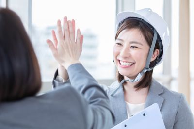株式会社リヴァストーン